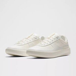 lululemon Cityverse Sneaker in White Size 9